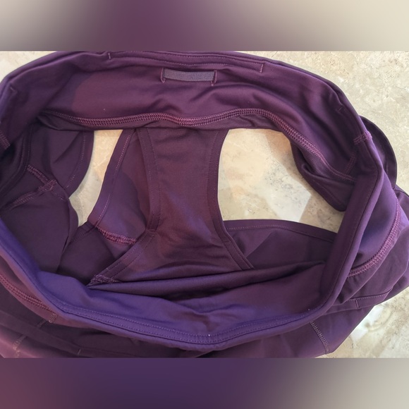 Lululemon Speed Up Shorts LR 2.5” size 6 - Picture 7 of 8